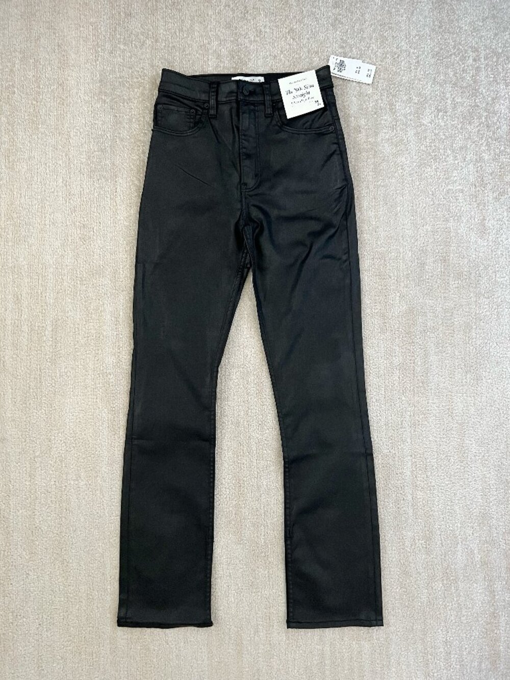 Abercrombie & Fitch Black 90s Slim Straight Jeans Ultra High Rise NWT 26/2 Short